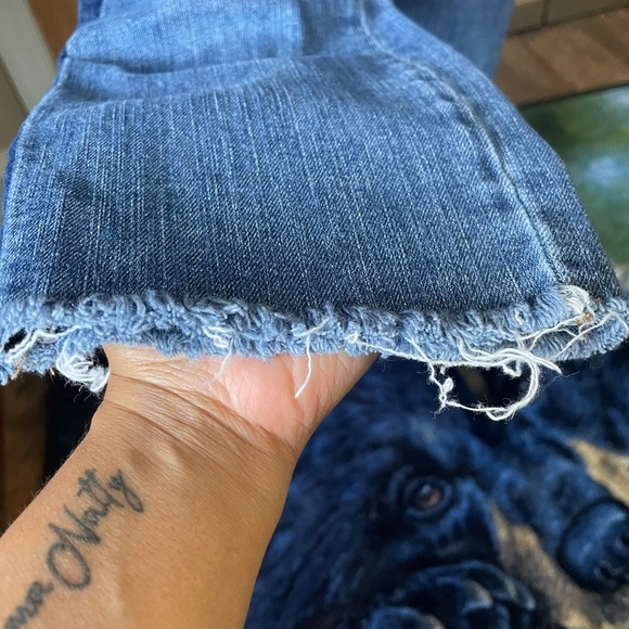 Banana Republic Mid Rise Dark Wash Girlfriend Ankle Length Jeans Frayed - Picture 8 of 14